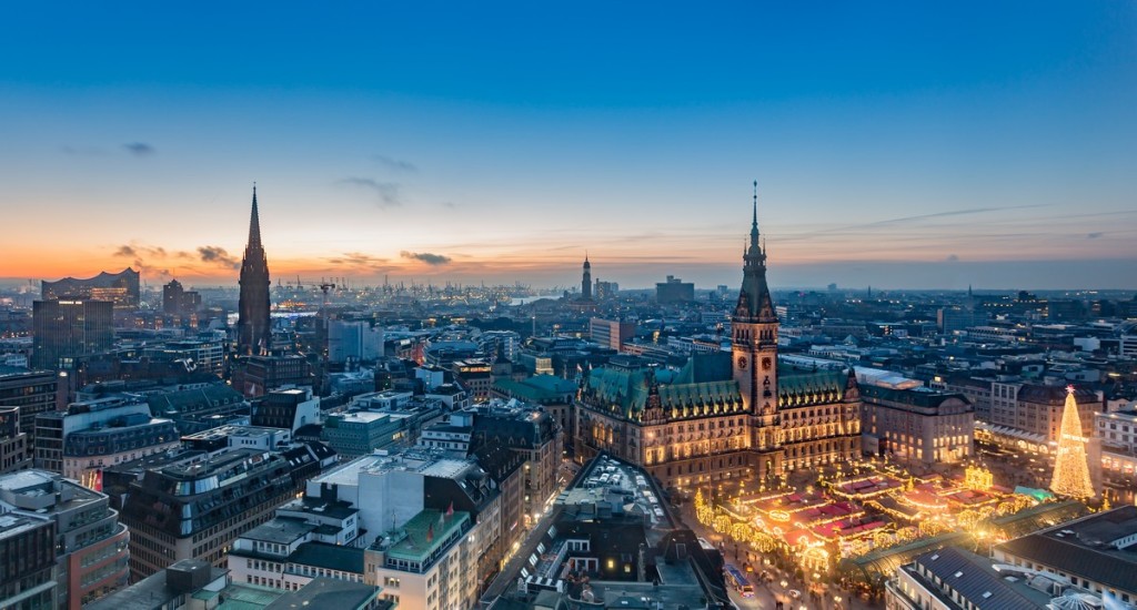 Hamburg Private Jet Charter Skyline View