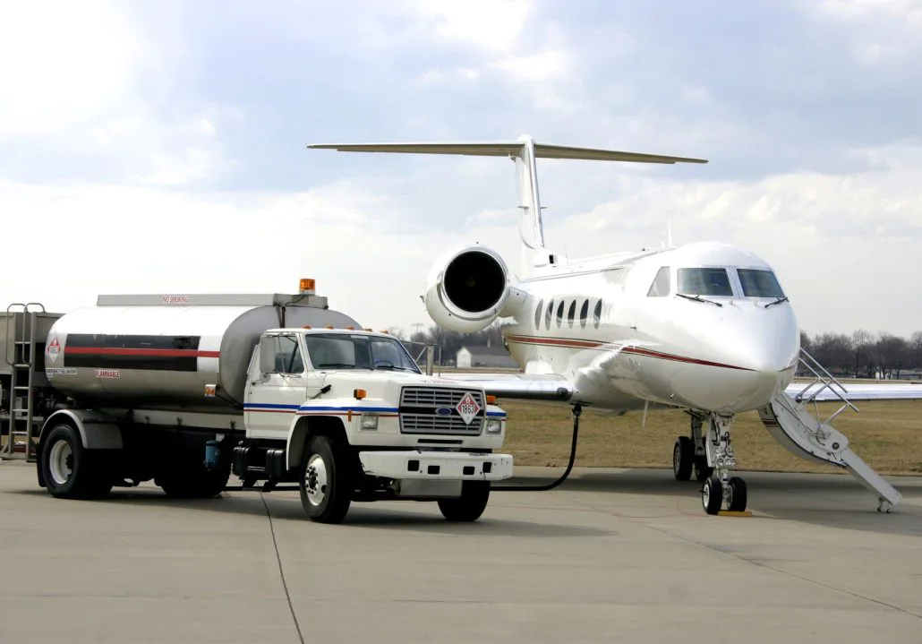 How Long Does it Take to Refuel a Private Jet?