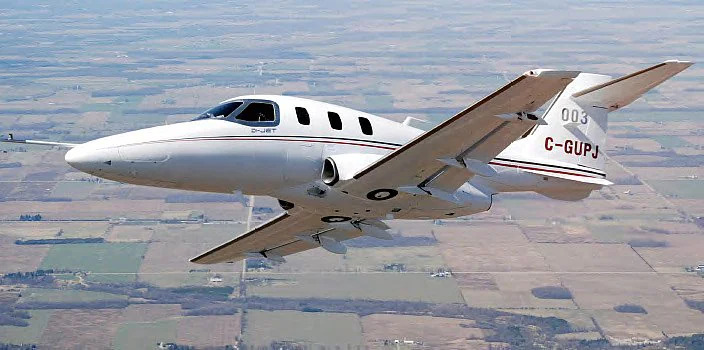 Private Jet Charter Diamond D-Jet