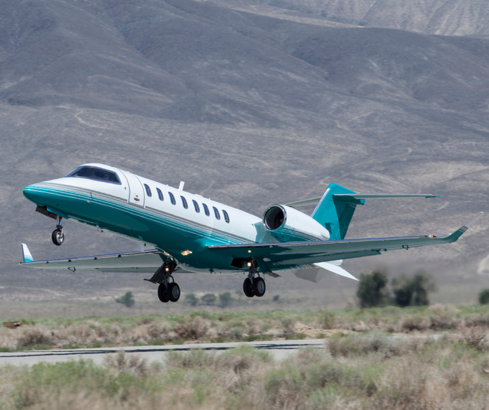 learjet 45xr take off